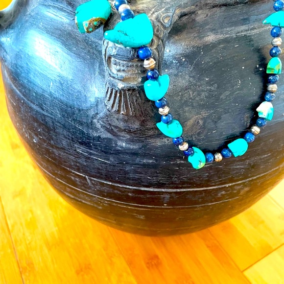 Lapis elephant necklace. - Picture 2 of 4